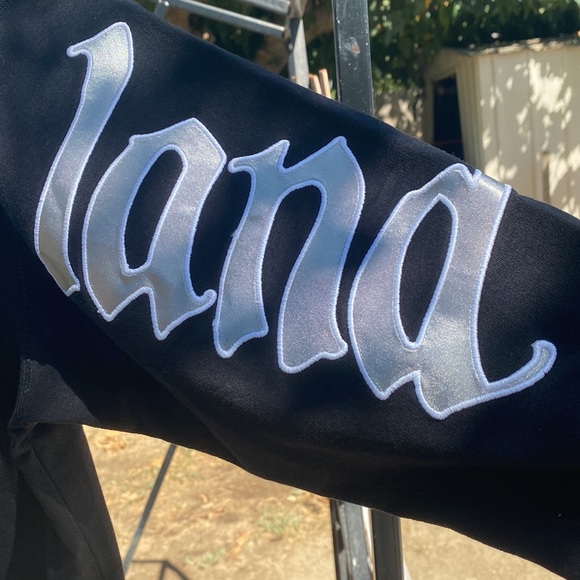 Disney Spirit Jersey | Size XL - Picture 3 of 6